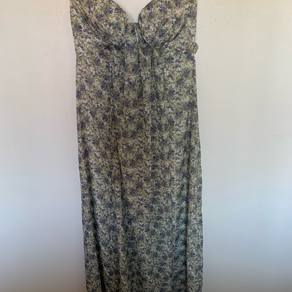 Lulu’s Midi Floral Dress - Picture 3 of 6